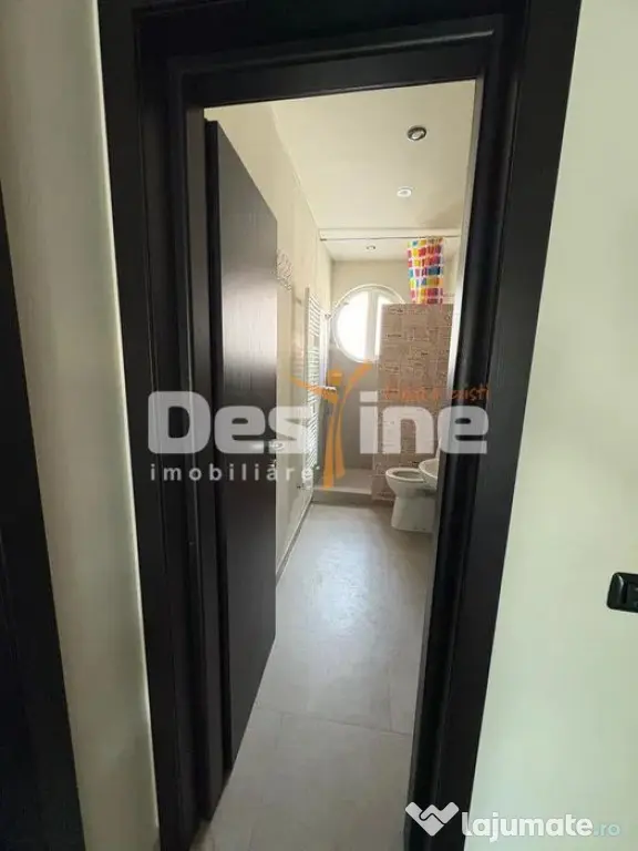Apartament 2 camere decomandat cu loc de parcare situat l...