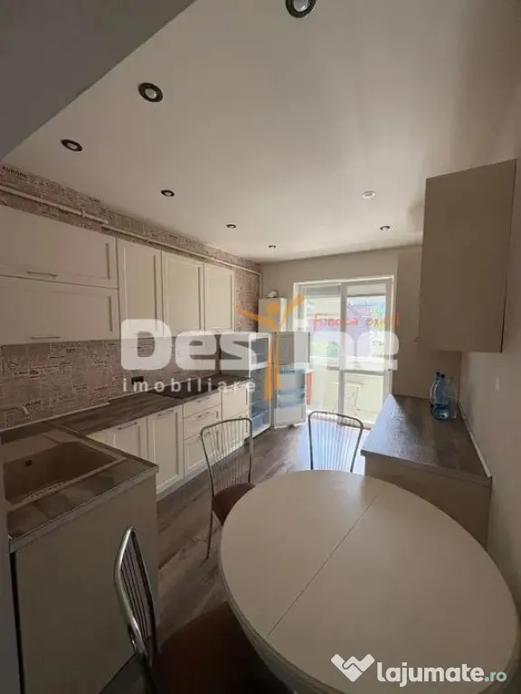 Apartament 2 camere decomandat cu loc de parcare situat l...