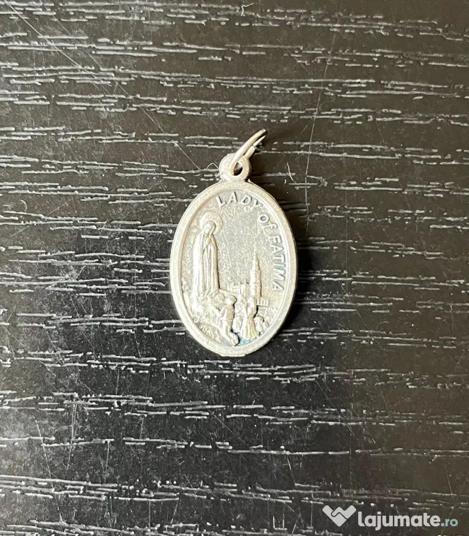 Medalion catolic Fecioara de la Fatima – Import Italia, metal argintat
