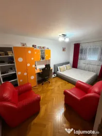 Vand apartament 3 camere decomandat Garii
