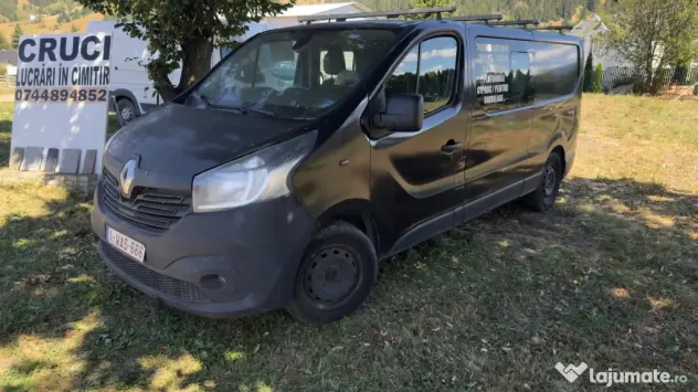 Vând Renault trafic L