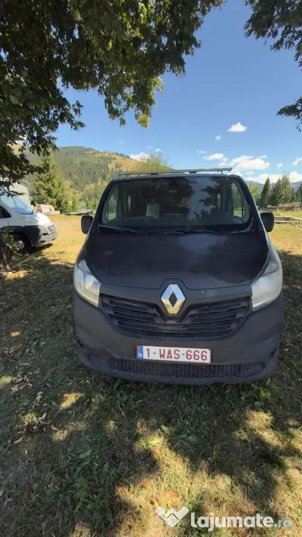 Vând Renault trafic L