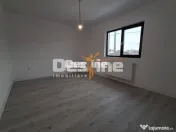 CASĂ tip duplex, situata in Valea Adanca 