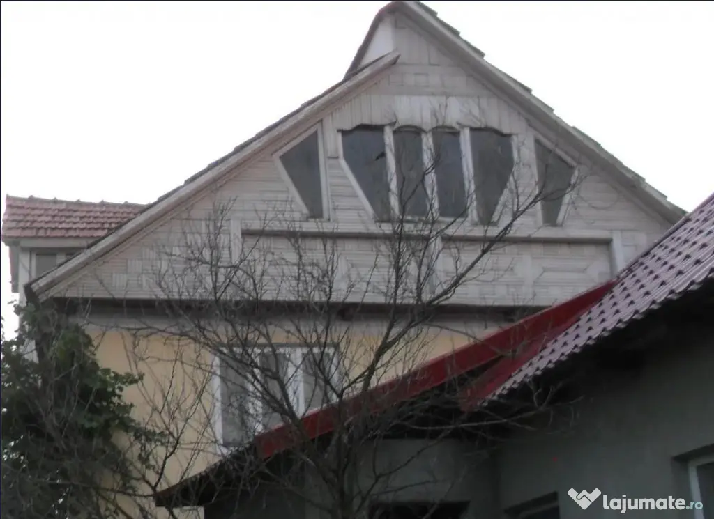 Vand casa 4 camere cu gradina si curte Barsanesti, Bacau - Barsanesti (Bacau)