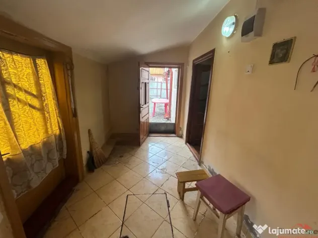 Casa de in Odobesti, zona centrala. - Odobesti (Bacau)