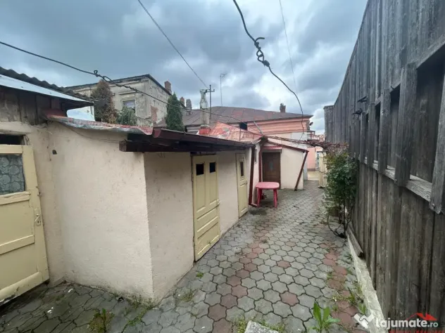 Casa de in Odobesti, zona centrala. - Odobesti (Bacau)