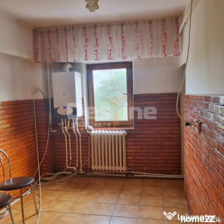 APARTAMENT DE VANZARE - Calarasi (Calarasi)