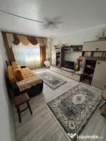 Apartament 3 camere decomandat- zona Poarta 6