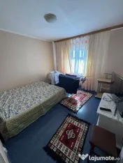 Apartament 3 camere decomandat- zona Poarta 6