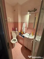 Apartament 3 camere decomandat- zona Poarta 6