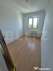 Apartament cu 3 camere de vânzare în Dâmbu Pietros – St