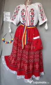 Costum popular pentru adulti marimile L,XL si 2 XL ,295 lei 
