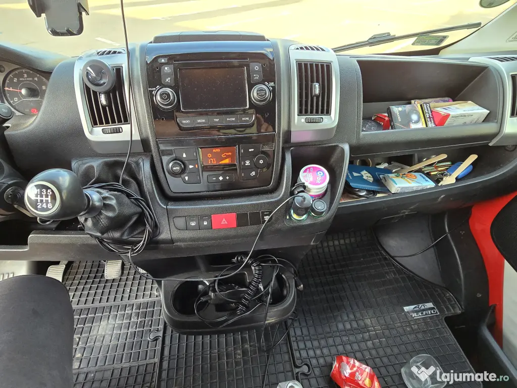 Vând Fiat Ducato