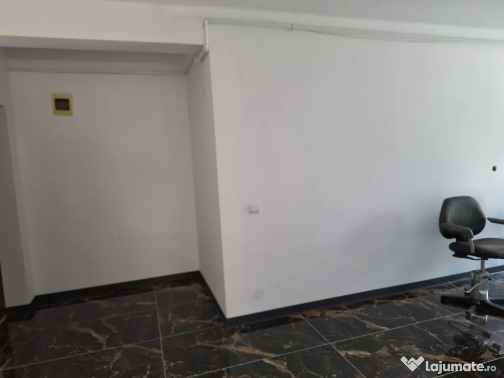 Apartament de vanzare 2 camere, 41mp zona Stejarului - Floresti (Cluj)