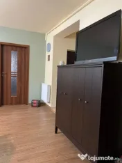 Vand apartament 3 camere 60mp+balcon 10 mp+terasa 20mp zona
