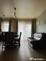 Vand apartament 3 camere 60mp+balcon 10 mp+terasa 20mp zona