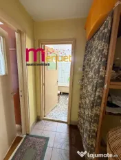 Apartament 3 camere ,str. Victoriei , etaj 1