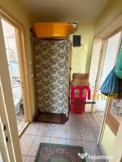 Apartament 3 camere ,str. Victoriei , etaj 1