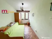 Apartament 3 camere ,str. Victoriei , etaj 1