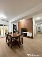Apartament la parter, cu curte privată, terasă de 30 mp... 