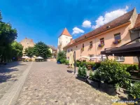 Apartament cu farmec istoric si confort modern, 2 bai, Centr 