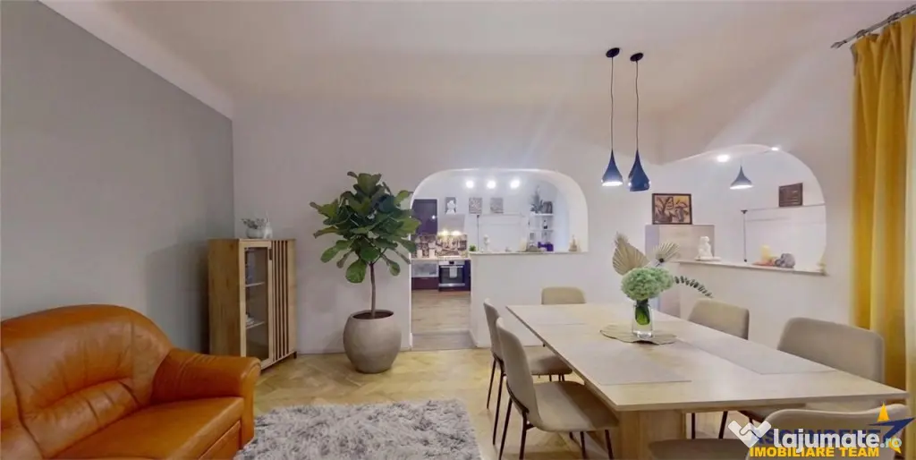 Apartament cu farmec istoric si confort modern, 2 bai, Centr - Brasov (Brasov)
