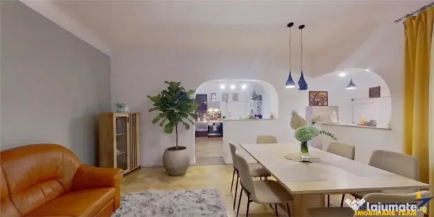 Apartament cu farmec istoric si confort modern, 2 bai, Centr - Brasov (Brasov)
