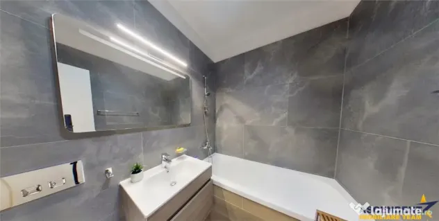 Apartament cu farmec istoric si confort modern, 2 bai, Centr - Brasov (Brasov)