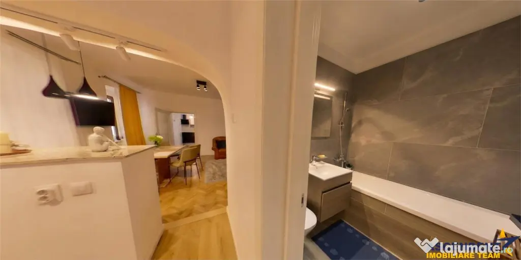 Apartament cu farmec istoric si confort modern, 2 bai, Centr - Brasov (Brasov)