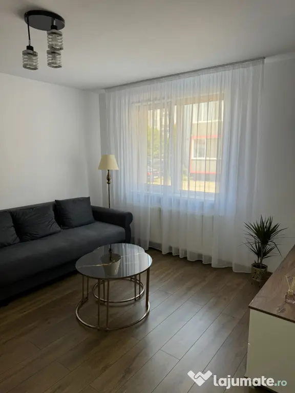 Închiriez apartament Florești Cetății 334 cu parcare