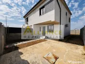 Duplex complet mobilat – 3 camere, 2 băi și curte pro...