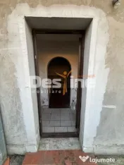 Casa +Teren intravilan 900 mp ( 2 corpuri de casă )Calea... 