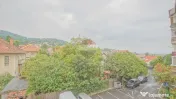 Apartament cu 3 camere de închiriat în zona Blumana 