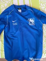 Tricou