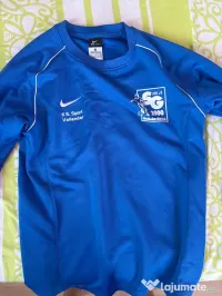 Tricou 