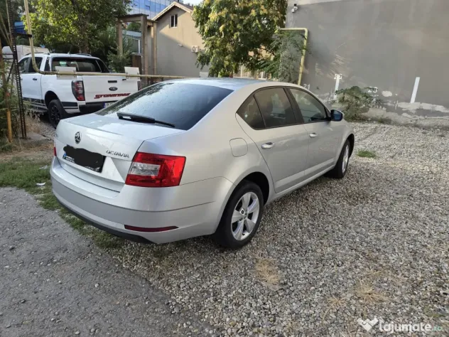 SVand Skoda Octavia 3