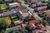 Casă gata de mutat în Aradul Nou, renovată complet (2026)