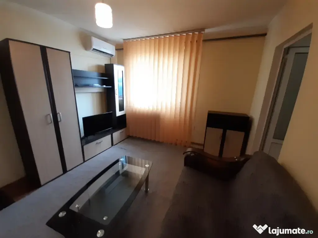 PF, Podu Ros,închiriez apartament 2 camere,CT,Palas,Centru