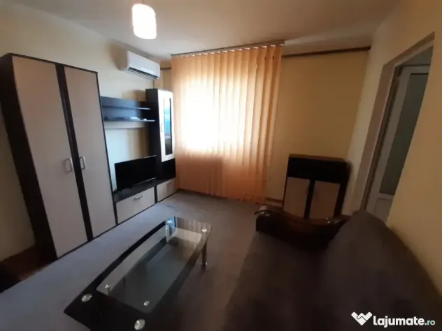 PF, Podu Ros,închiriez apartament 2 camere,CT,Palas,Centru
