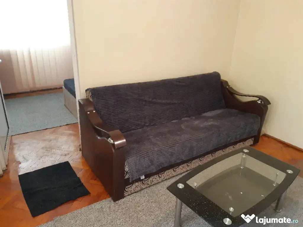 PF, Podu Ros,închiriez apartament 2 camere,CT,Palas,Centru