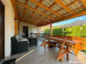 Vilă cu 4 camere de închiriat în zona Primaverii 