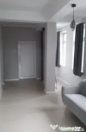 De inchiriat 2 apartamente cu 2 camere, etaj 1/2, strada ... 