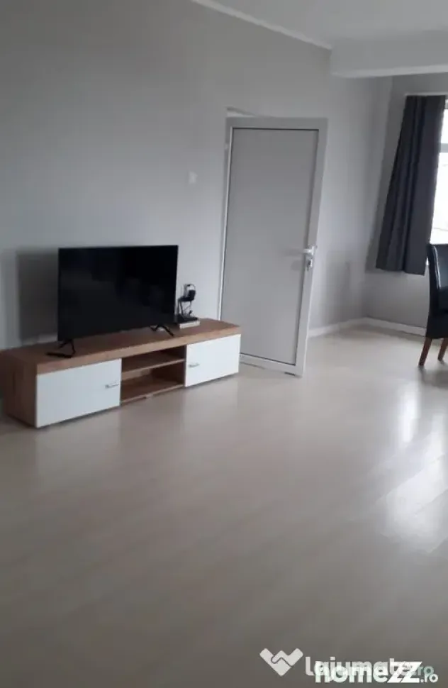 De inchiriat 2 apartamente cu 2 camere, etaj 1/2, strada ... - Galati (Galati)