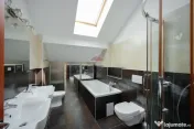 Apartament la mansardă – peste 140 mp utili | 3 dormit...