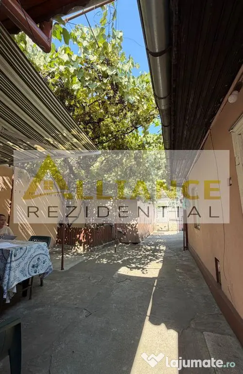 10 MINUTE EROII ROVOLUTIEI - CASA 5 CAMERE - 121 MP - 120... - Bucuresti (Bucuresti-Ilfov)