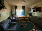 Apartament 3 camere parter, Pelendava 