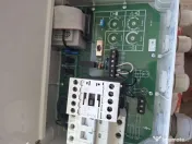 Panou de protecţie şi automatizare pentru exploatarea automată a unei pompe 