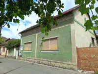 Casă cu caracter și potențial deosebit în Centrul Vechi