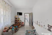 Casă în Pecica, gata de mutare – renovată și comple... 