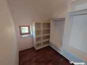 Casă spațioasă de închiriat în Sânpetru – 180 mp,... 